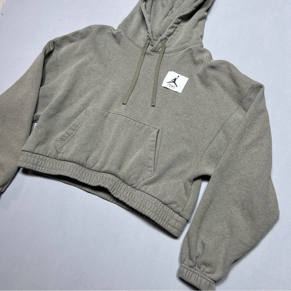 Nike Air Jordan Essential Cropped Sweatshirt Hoodie Women S Gray Pullover Flight - Picture 2 of 8